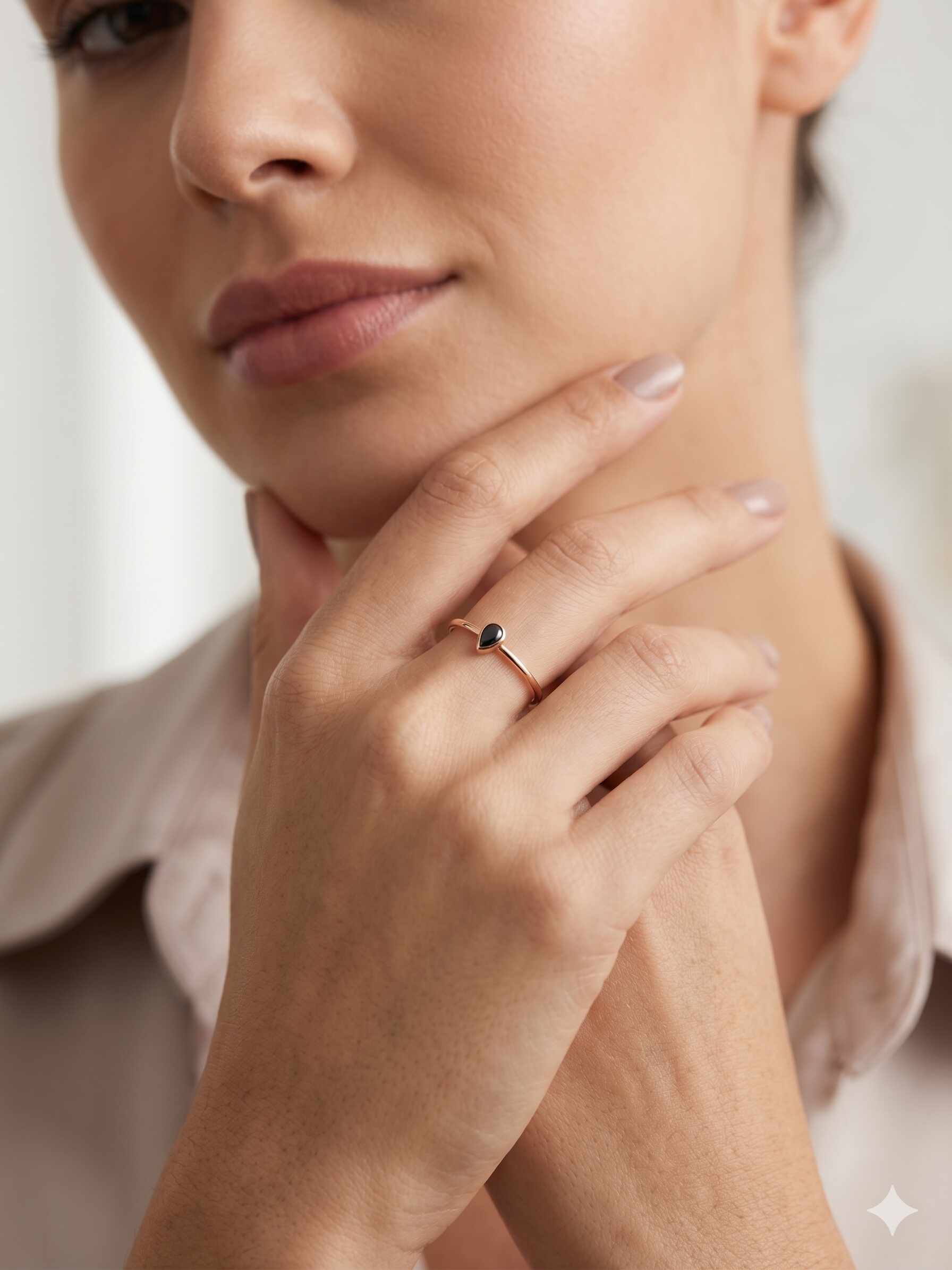 Anel gota minimalista — foto 1